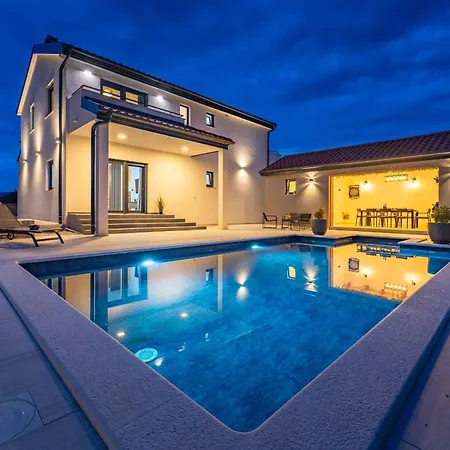My Dalmatia - Mirta With Private Pool