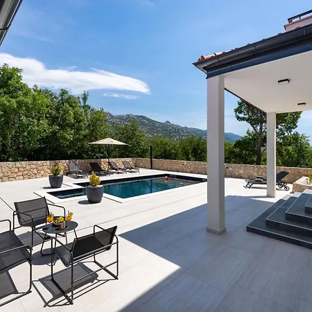 My Dalmatia - Mirta With Private Pool
